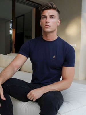 Blakely Conway T-Shirt Navy | RTSNKUF-91