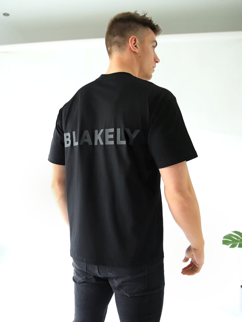 Blakely BLK Blackout Oversized T-Shirt Schwarz | KWCODGT-19
