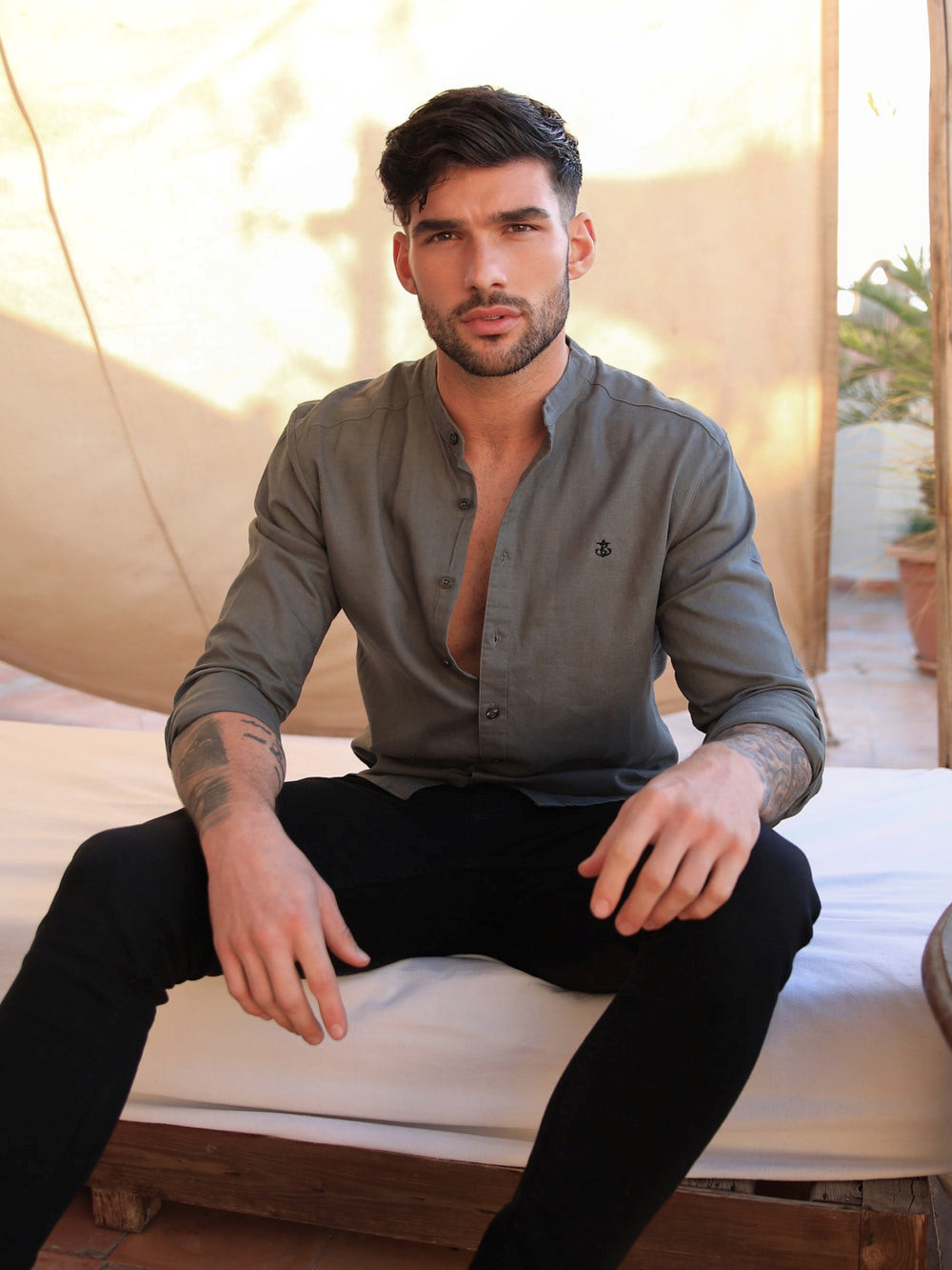 Blakely Berkane Linen Shirt Khaki | OJNLIEZ-21