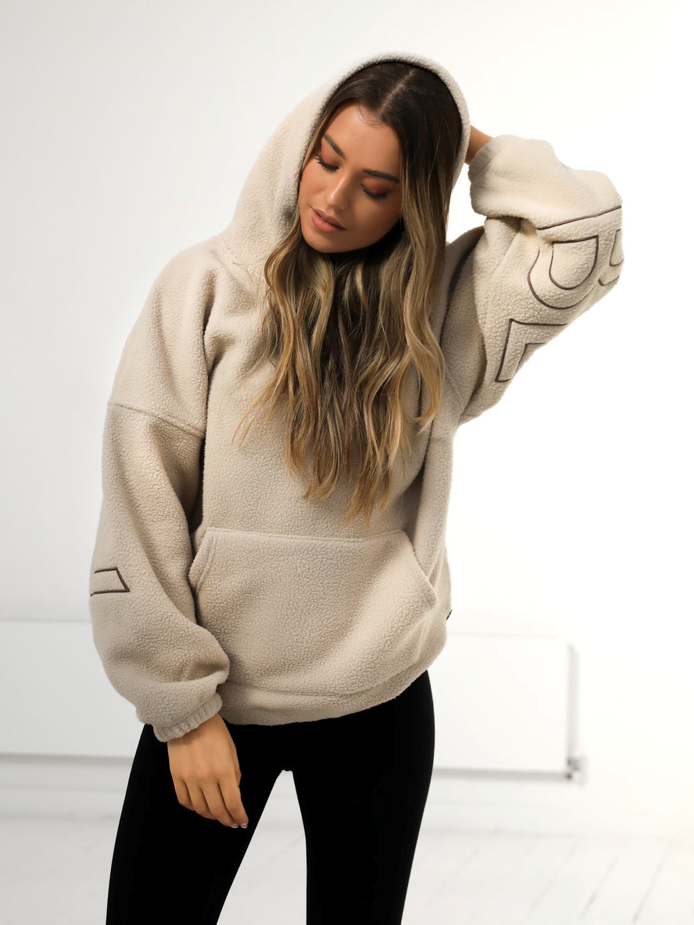 Blakely Borg Isabel Oversized Hoodie Tan | XJERZCD-32
