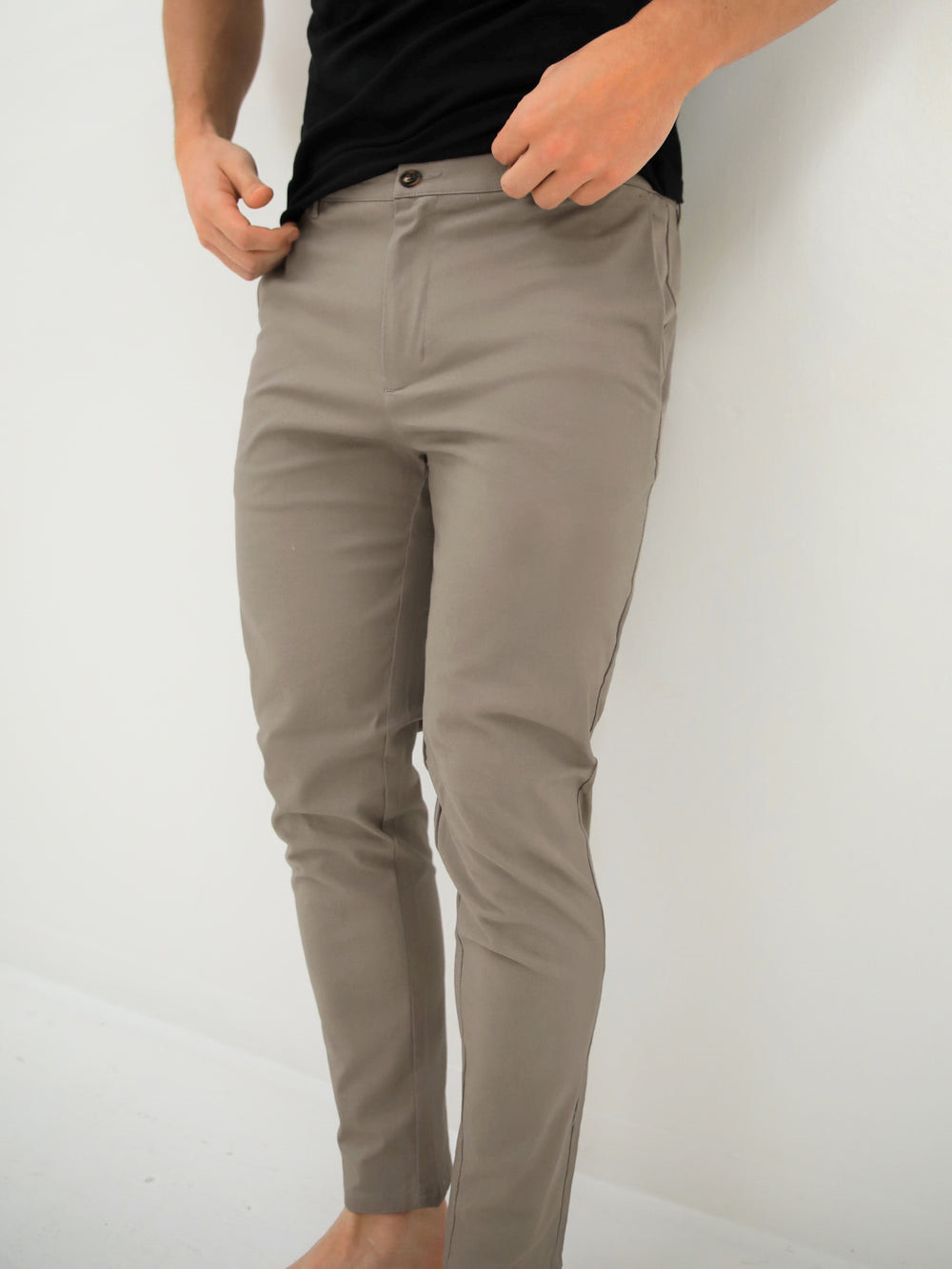 Blakely Cavill Slim Fit Tailored Chinos Hellgrau | CMNLBRH-70
