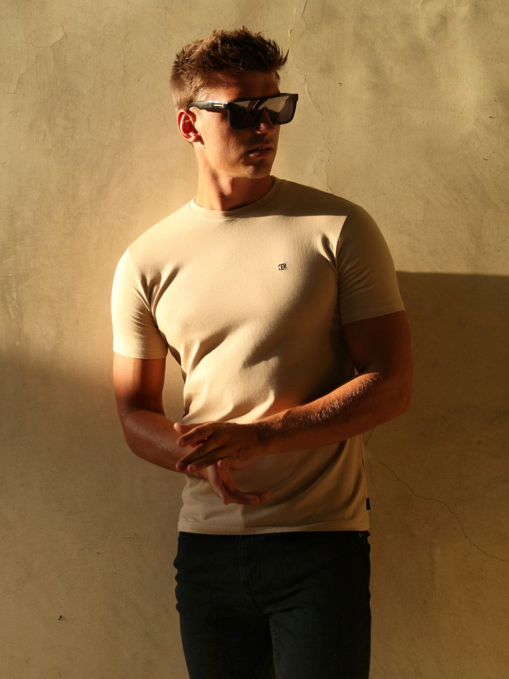 Blakely Initial T-Shirt Tan | VWEPIOD-28