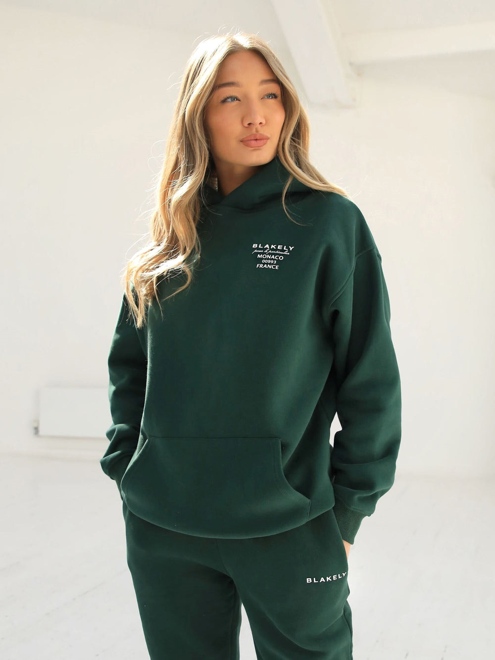 Blakely Monaco Women's Relaxed Hoodie Dunkelgrün | GMHXYFE-82