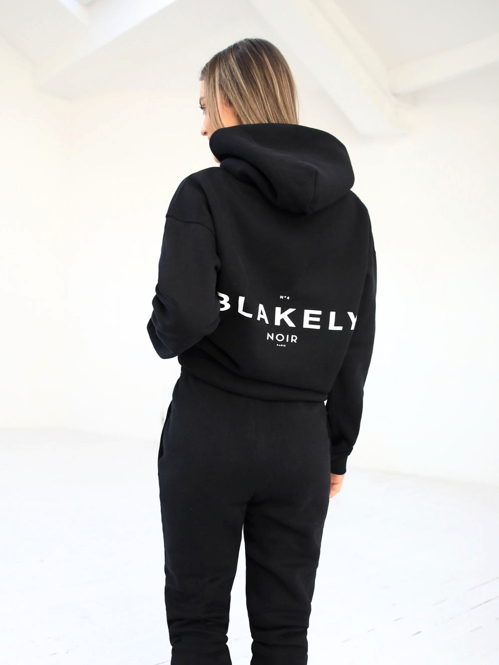 Blakely Noir II Women\'s Relaxed Hoodie Schwarz | BNGRJQI-06