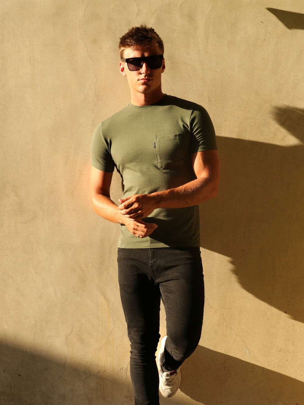 Blakely Pocket T-Shirt Khaki | NSIWHFX-61