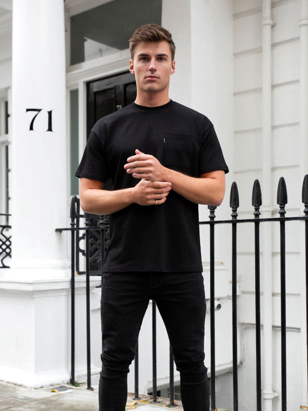 Blakely Relaxed Pocket T-Shirt Schwarz | ESPVNLC-21
