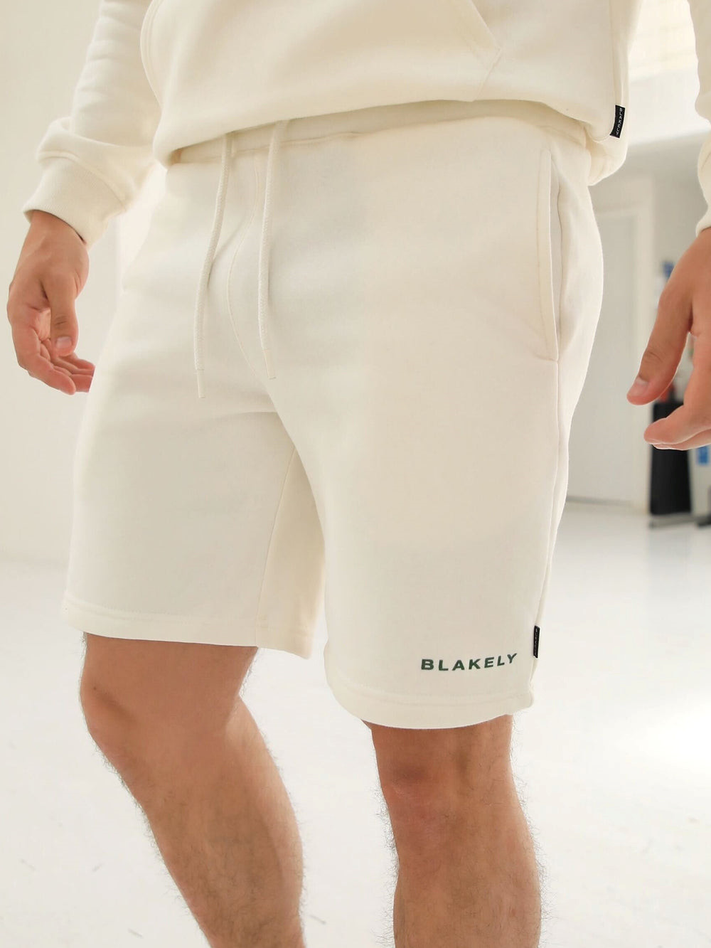 Blakely Riviera Initial Jogger Shorts Ivory | PKSHTRC-30