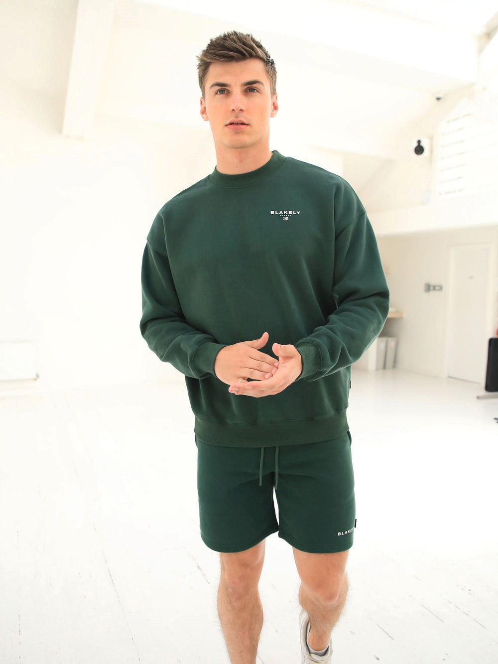 Blakely Riviera Initial Jumper Dunkelgrün | VLFTMUD-71