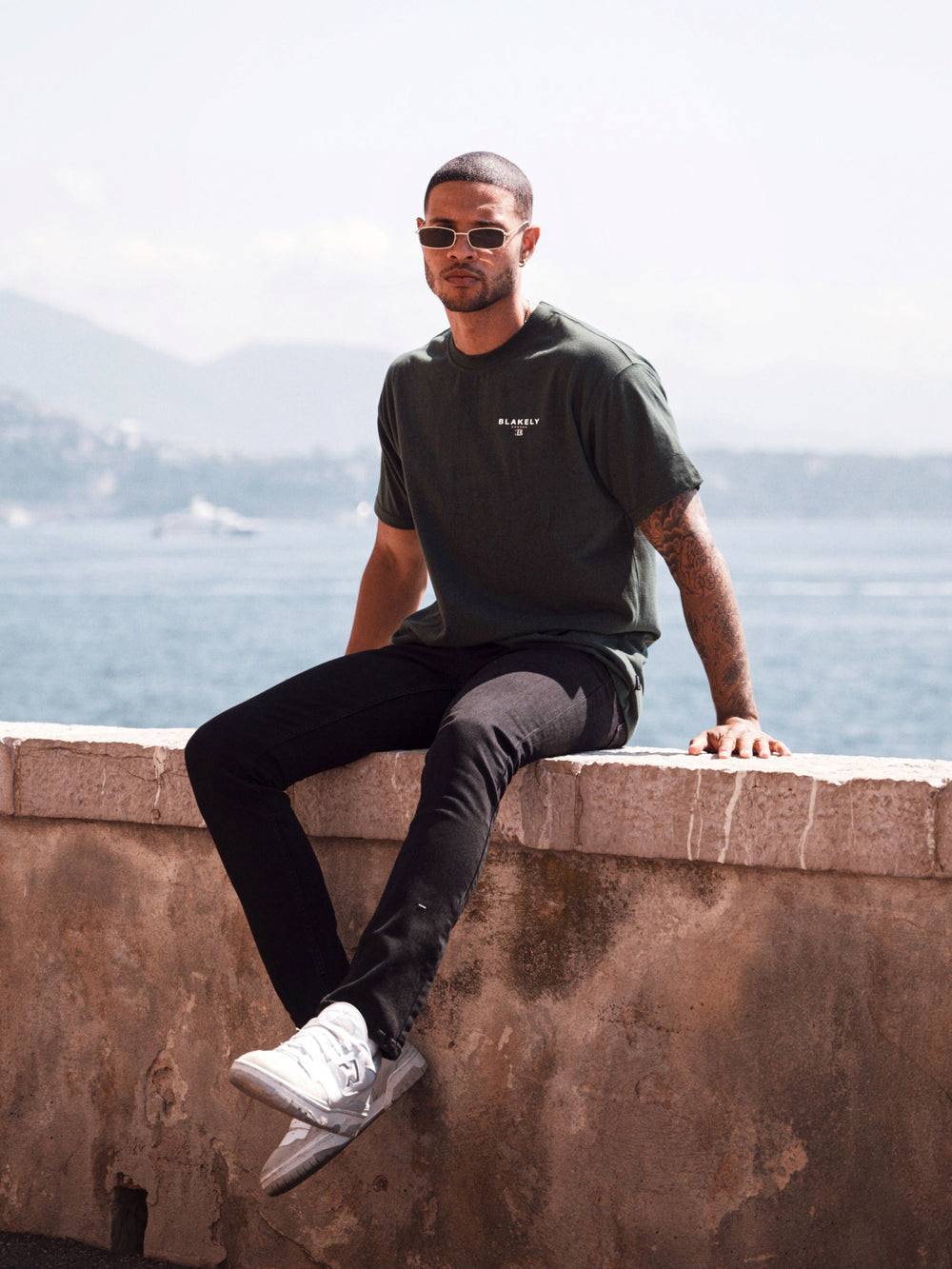 Blakely Riviera Initial Relaxed T-Shirt Dunkelgrün | RXMTHJP-38