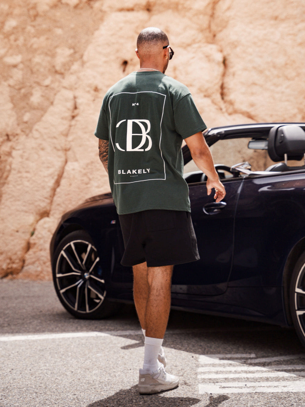 Blakely Riviera Initial Relaxed T-Shirt Dunkelgrün | RXMTHJP-38