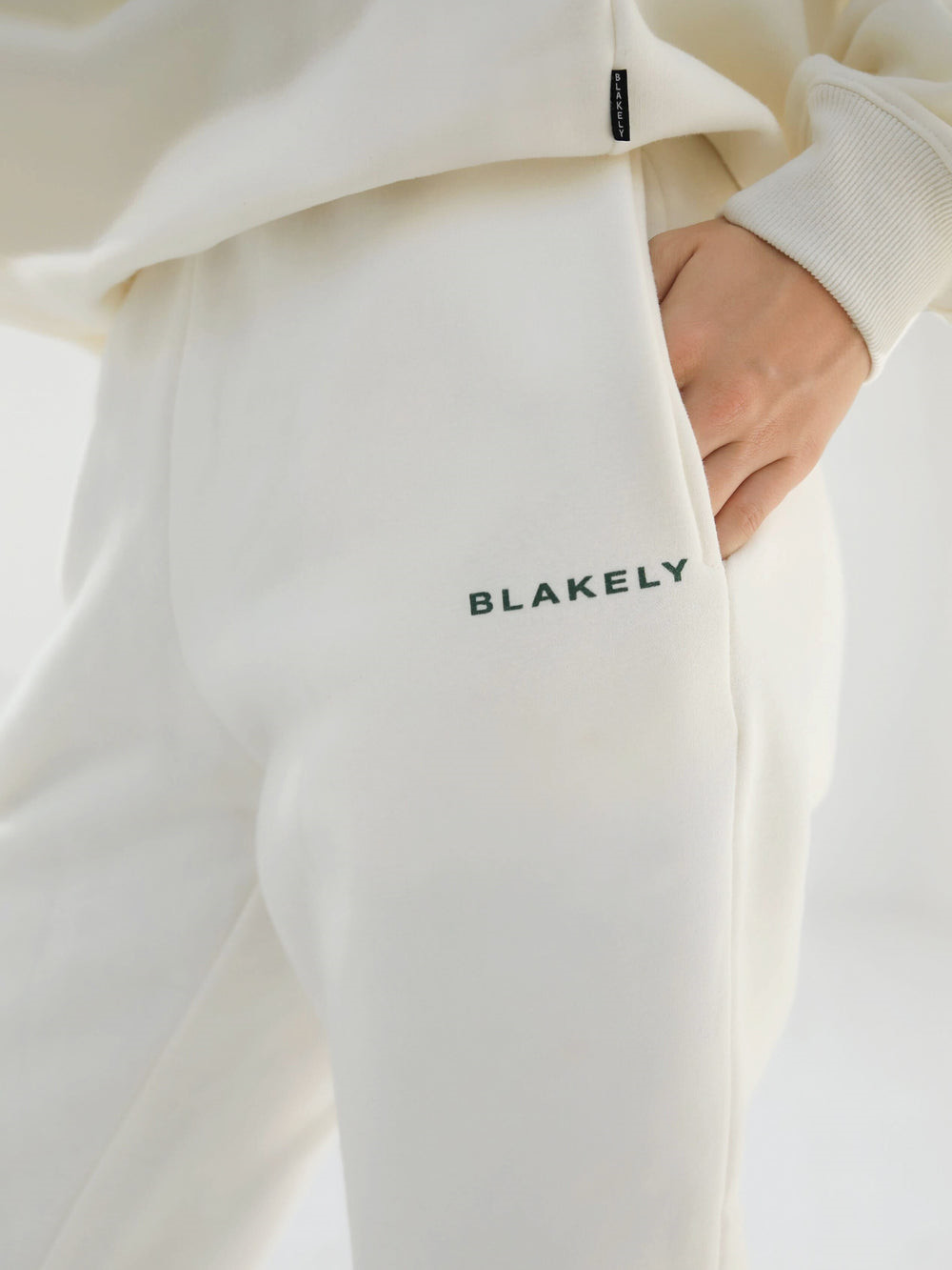 Blakely Riviera Initial Womens Sweatpants Ivory | MHOJWFR-62