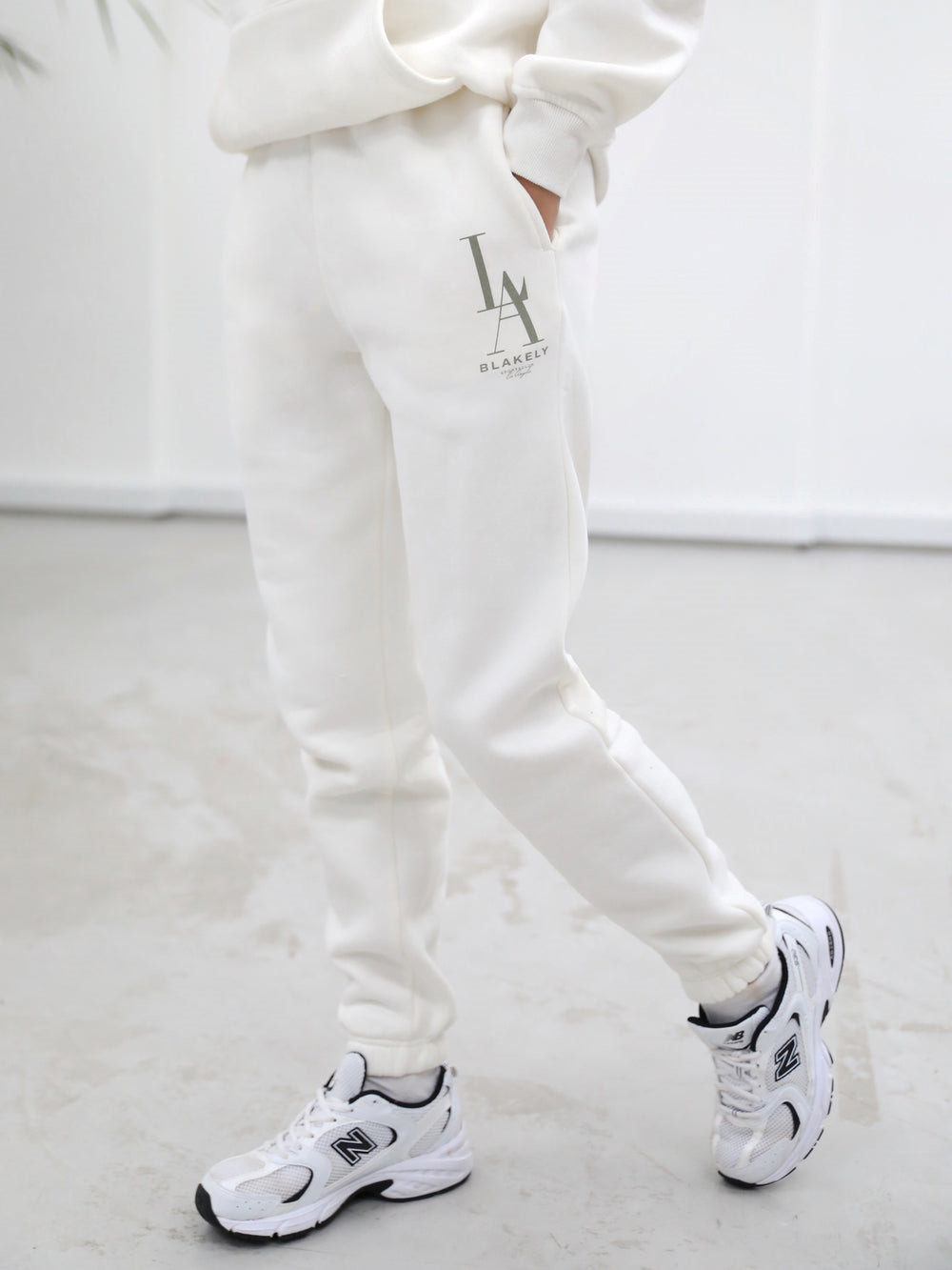 Blakely Studio Sweatpants Ivory | HVKRZYT-87