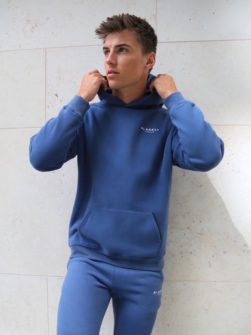 Blakely Universal Relaxed Hoodie Blau | MOSVNXQ-67