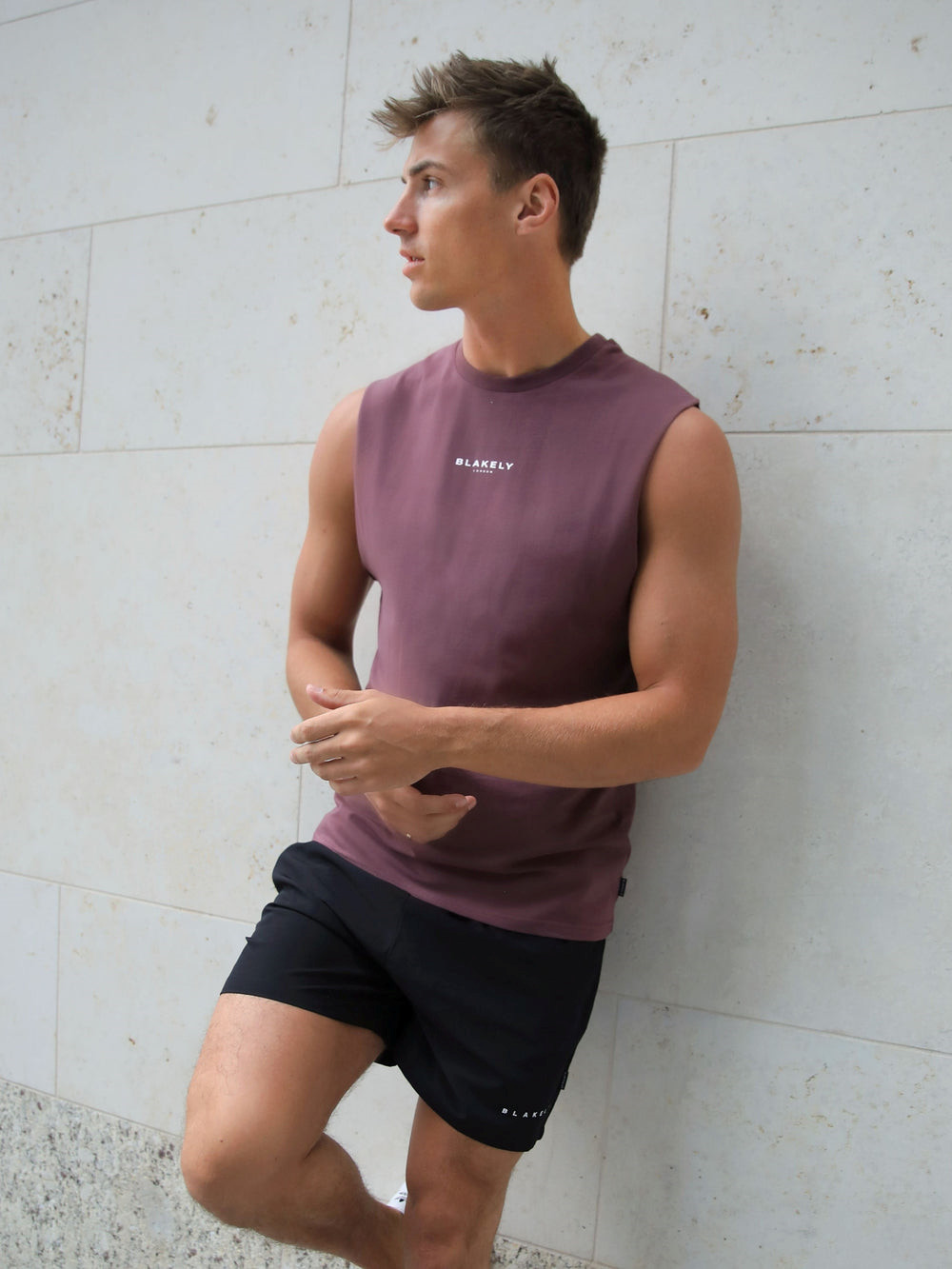 Blakely Universal Sleeveless Tee Bordeaux | MCFZUQL-85