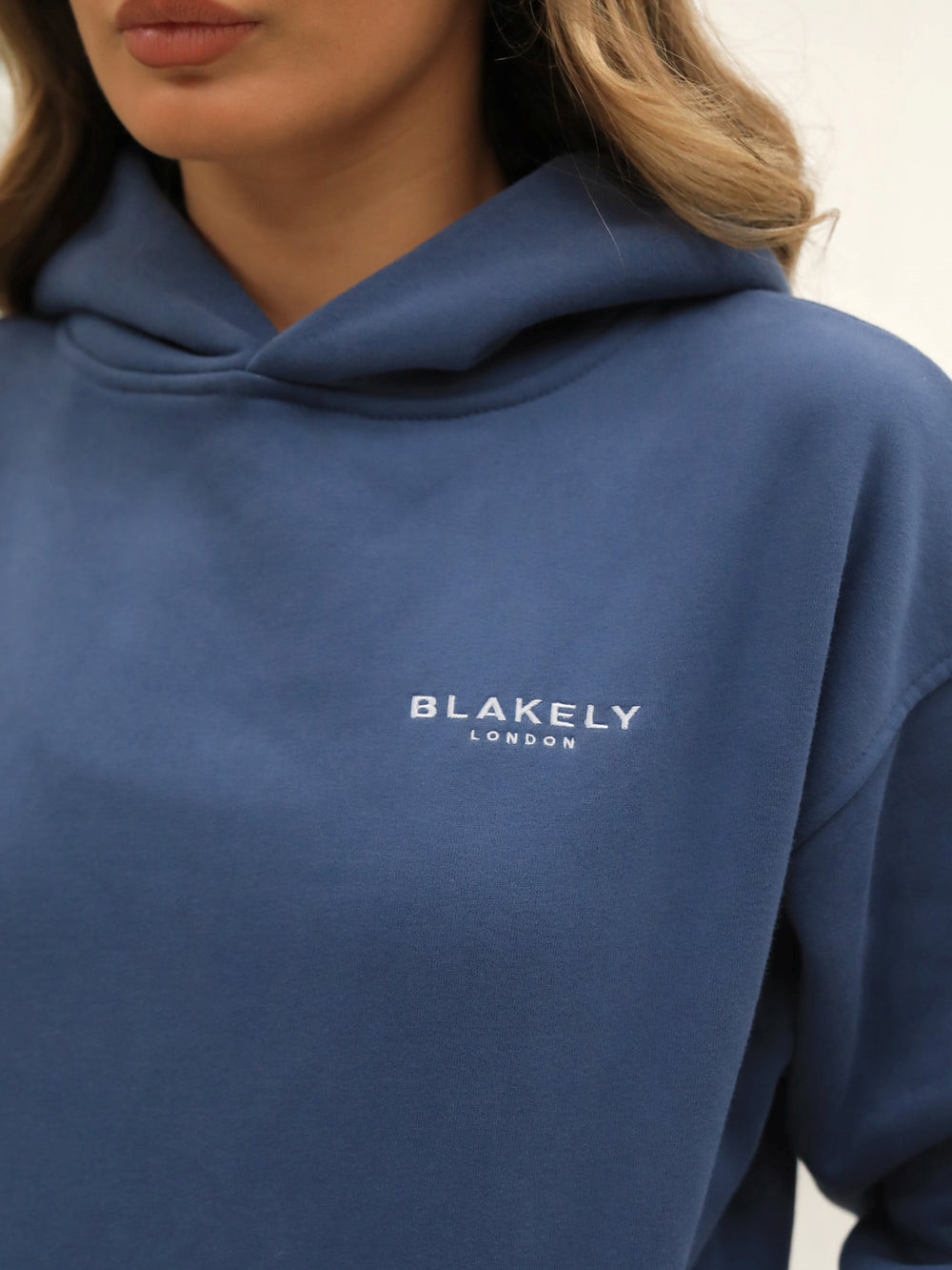 Blakely Universal Women's Relaxed Hoodie Blau | JODATNQ-08