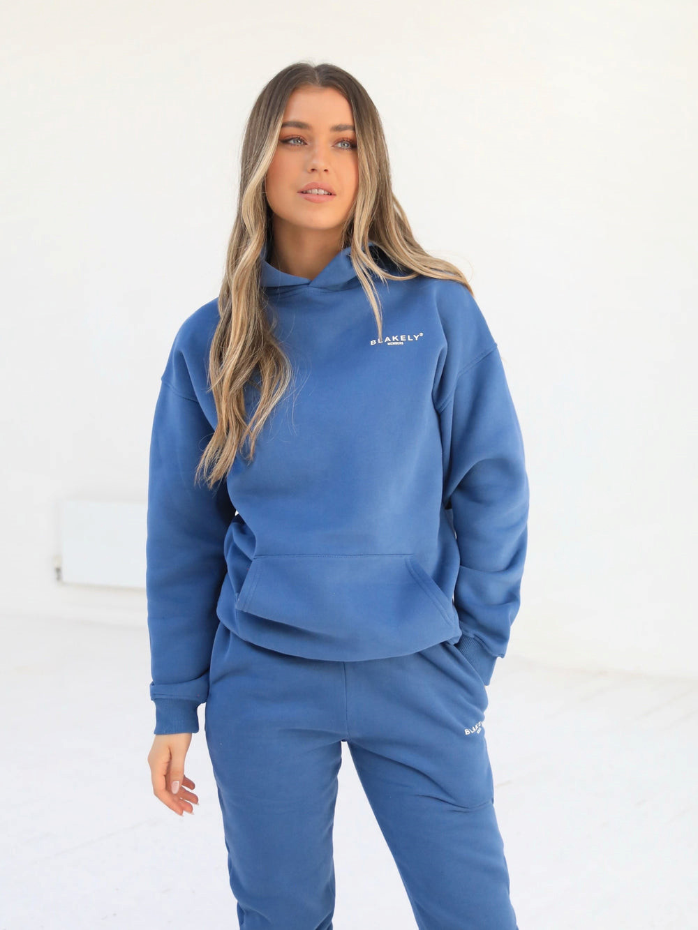 Blakely Women's Members Relaxed Hoodie Blau | AERNMKU-63