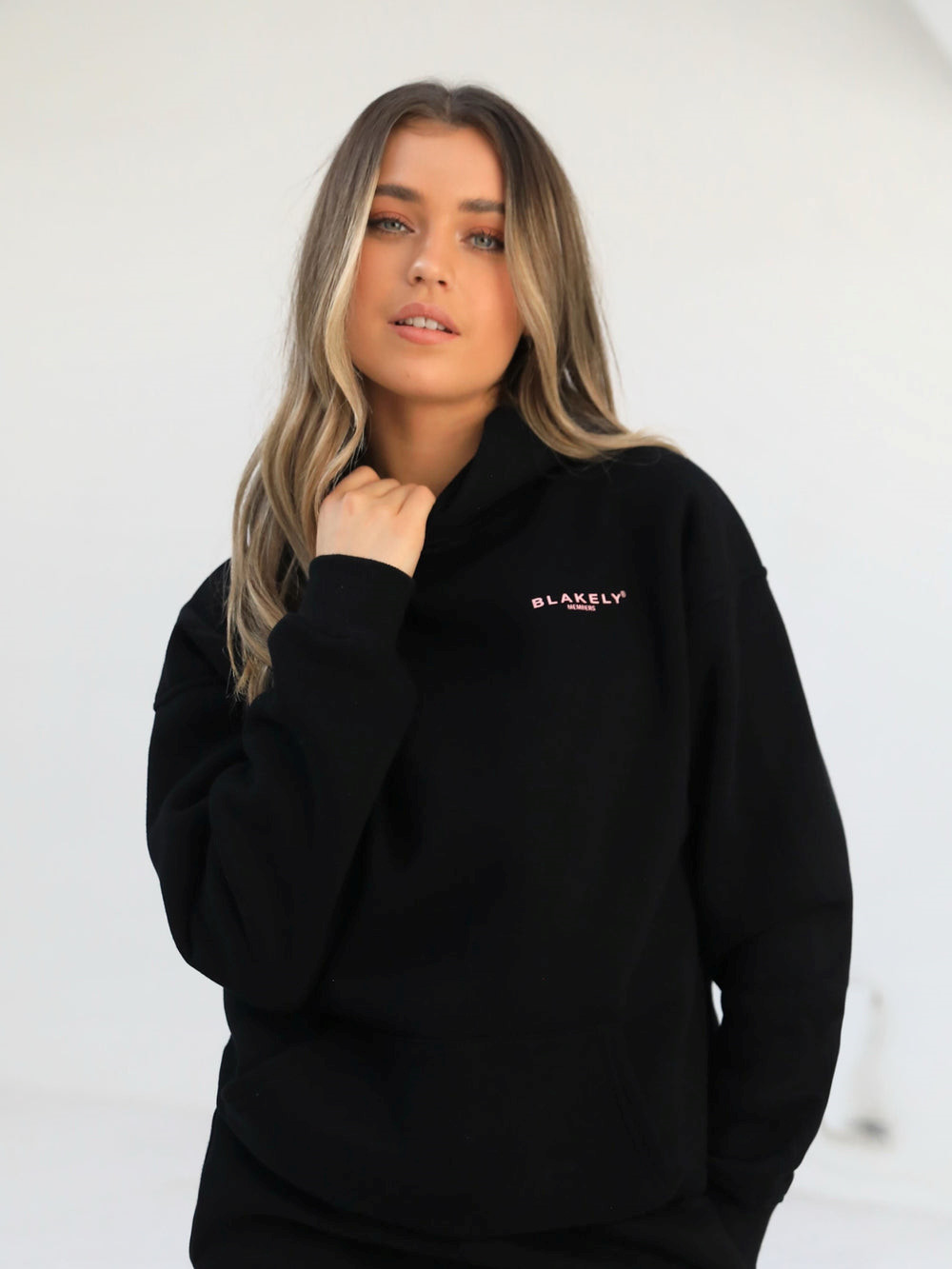 Blakely Women's Members Relaxed Hoodie Schwarz Rosa | WUFIEYZ-57