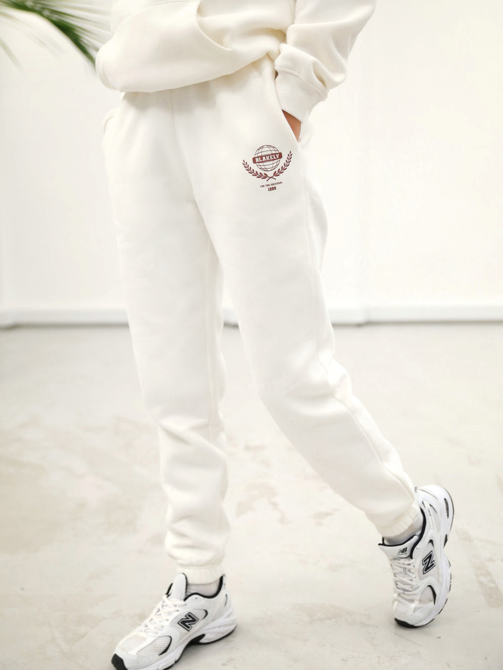 Blakely Women's Varsity Sweatpants Weiß | CUNIEAD-46